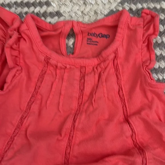 0-3 Month Baby Girl Bundle - Baby Gap, Carters - Picture 5 of 6